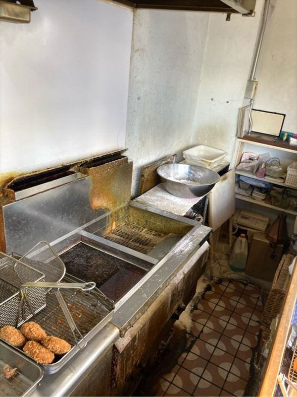 江戸川橋駅徒歩1分！駅至近の小箱路面店舗物件